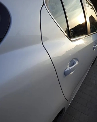Lexus CT cena 95000 przebieg: 47000, rok produkcji 2020 z Biała małe 301